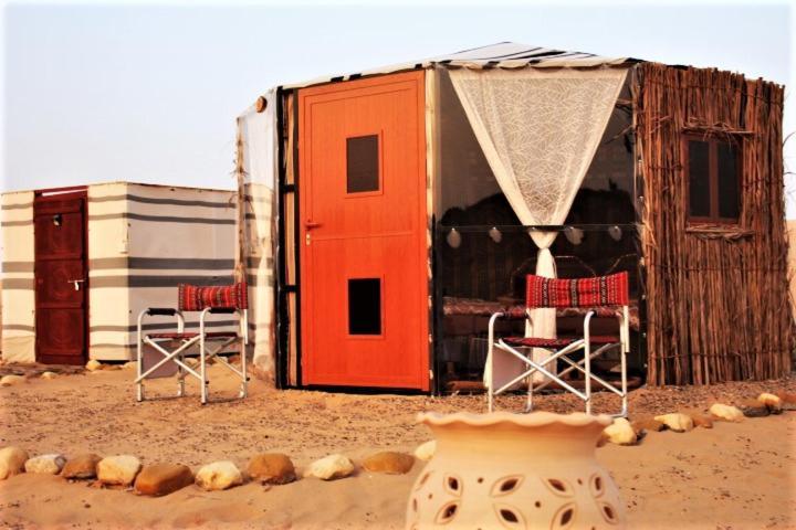 Legend Desert Camp Fulayj al Masha'ikh Екстер'єр фото