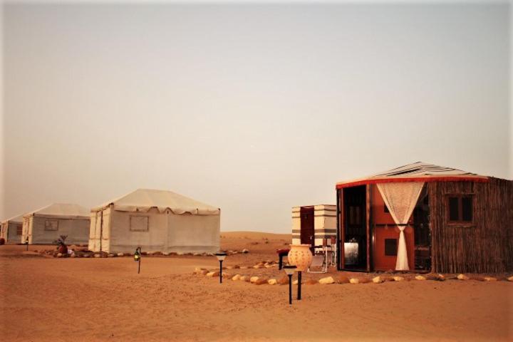 Legend Desert Camp Fulayj al Masha'ikh Екстер'єр фото