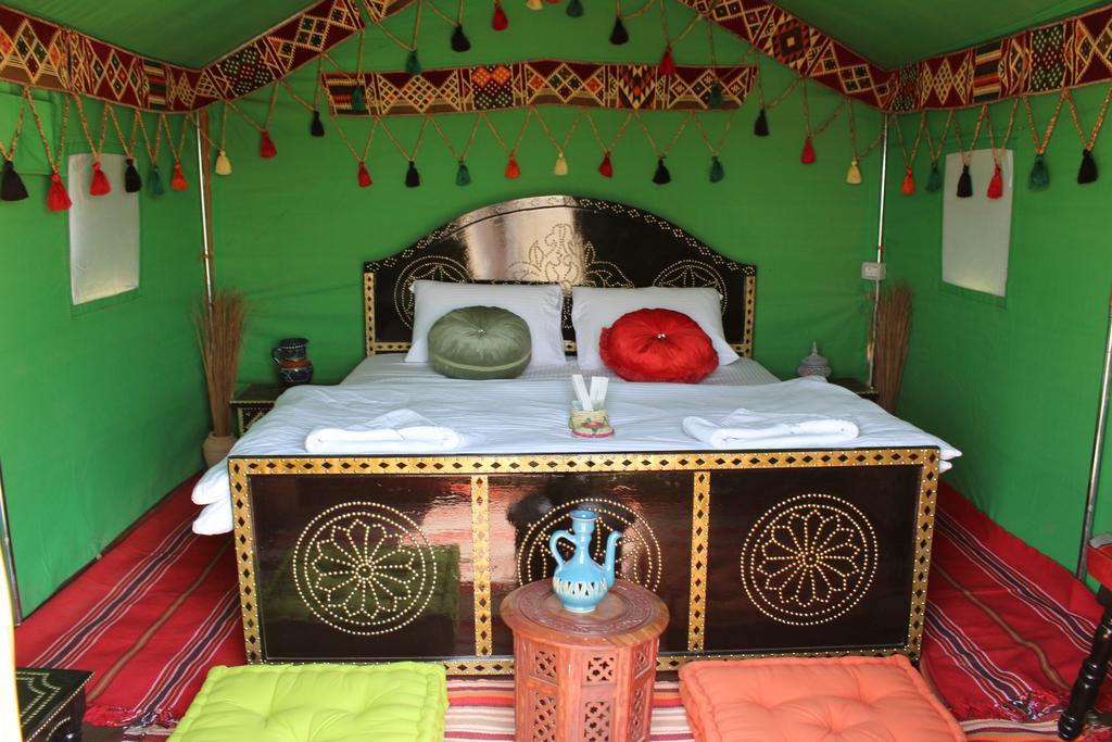 Legend Desert Camp Fulayj al Masha'ikh Екстер'єр фото