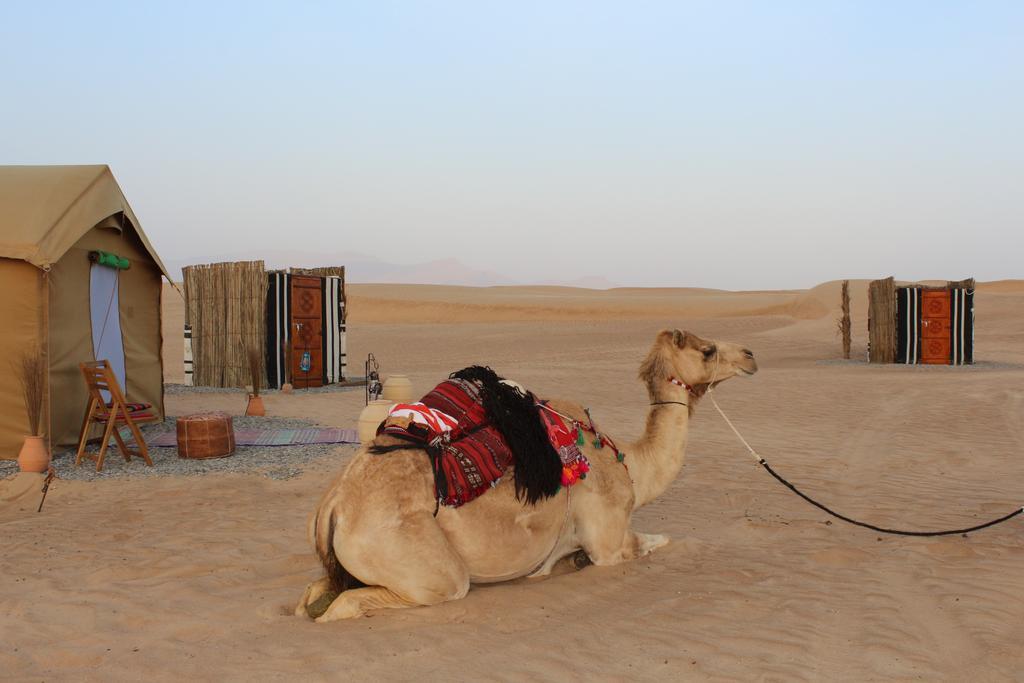 Legend Desert Camp Fulayj al Masha'ikh Екстер'єр фото